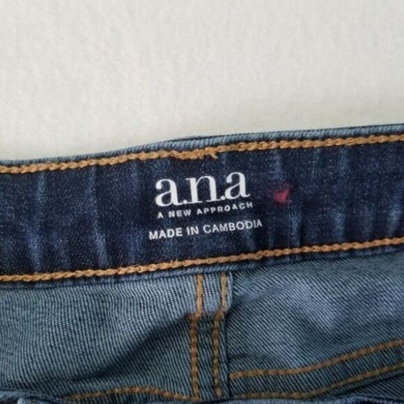 a n a Skinny Ankle Cropped Stretch Jeans Women's Size 4 - Picture 3 of 5